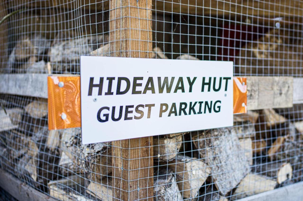 The Hideaway Hut - 1 Bed Shepherds Hut - ヘレフォード エクステリア 写真