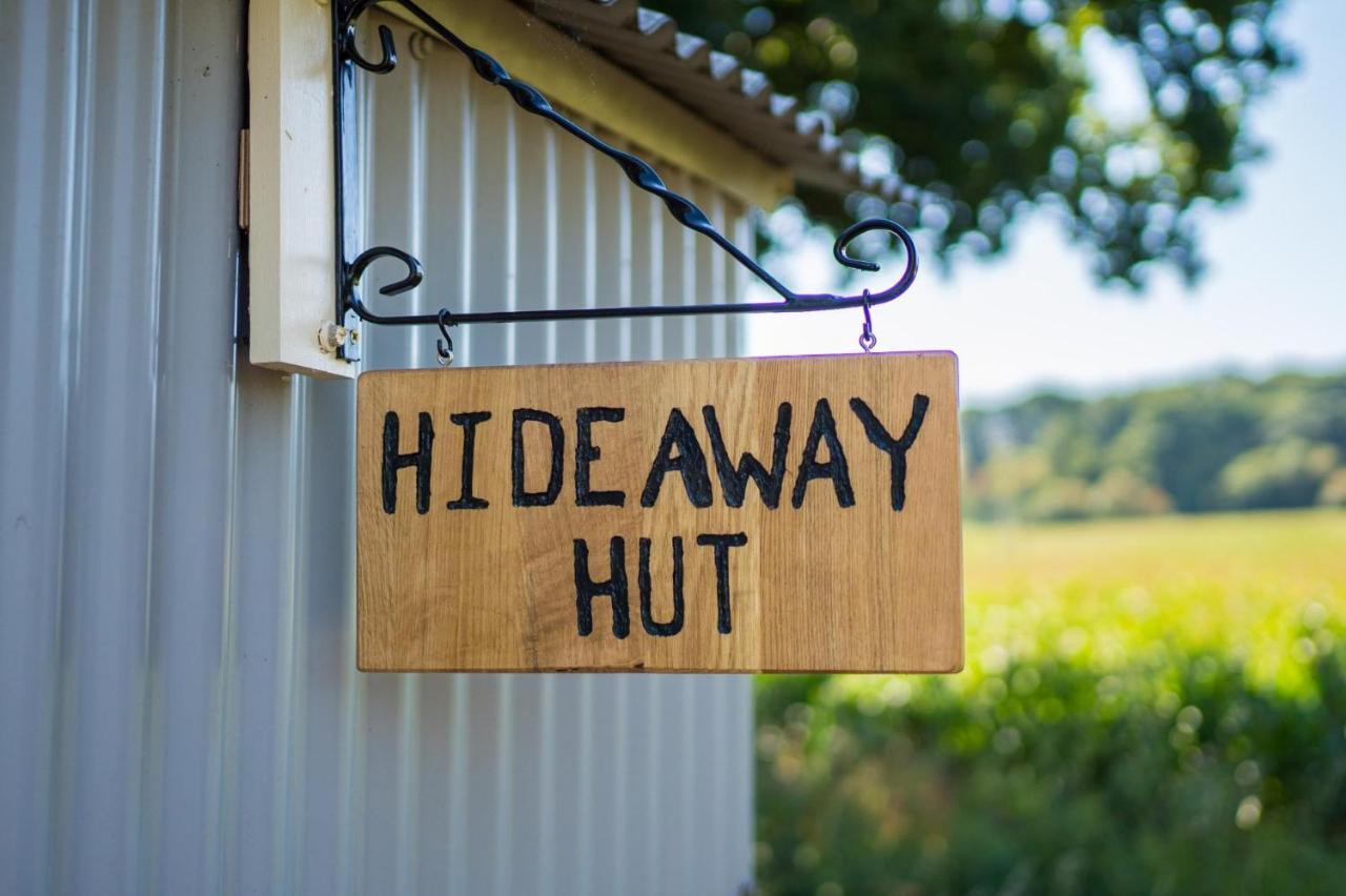 The Hideaway Hut - 1 Bed Shepherds Hut - Herefordアパートメント エクステリア 写真